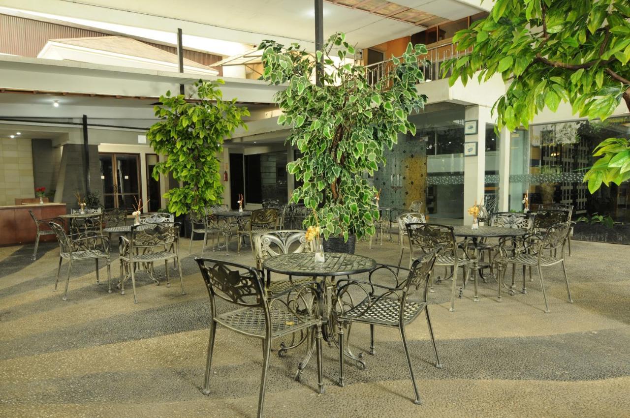 Hotel Gren Alia Cikini Jakarta Eksteriør billede